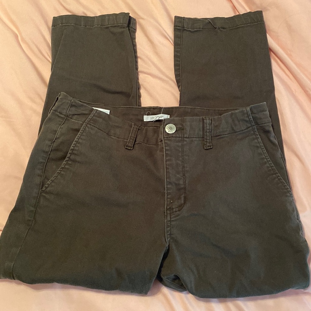 Army green capris pants